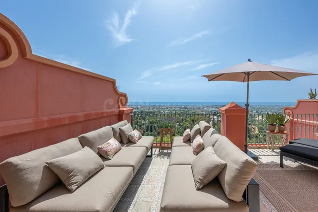 Dúplex 4 habitaciones 201m² en venta - El Madroñal — 2