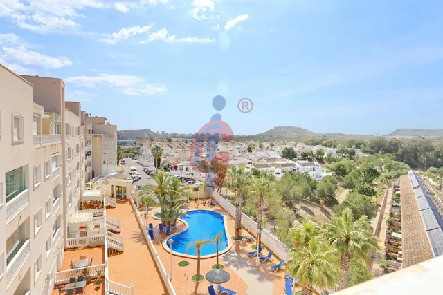 Ático en alquiler anual en el Conjunto de apartamentos turís - foto 5