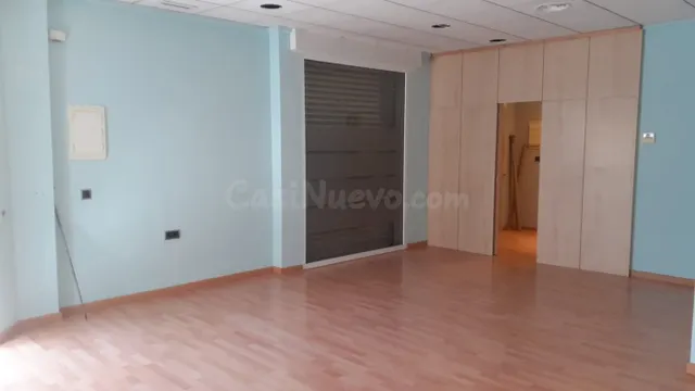 Se vende local comercial en Petrer — 4