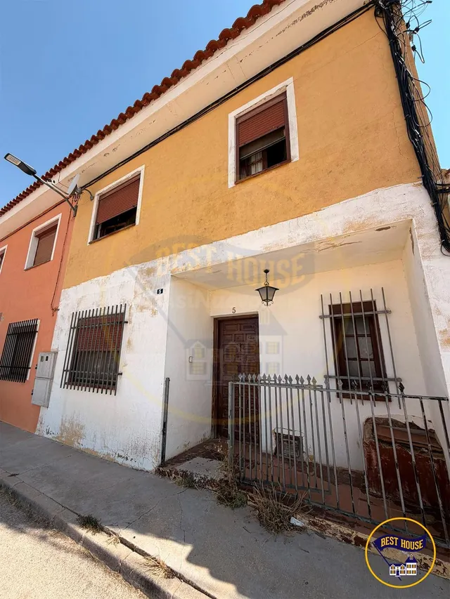 CASA ADOSADA EN VENTA EN VALERA DE ABAJO - foto 2