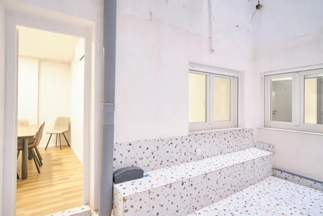 Habitación sólo para chica estudiante - disponible en diciembre - san antón — 39