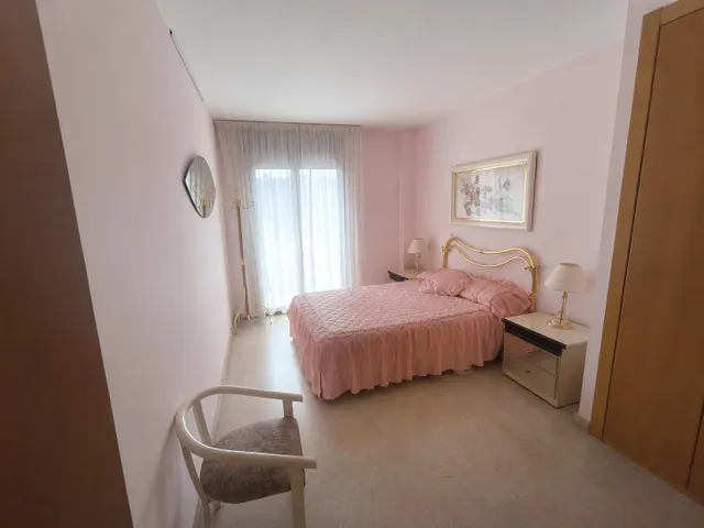 PISO CON PARQUING Y TRASTERO EN VENTA — 11