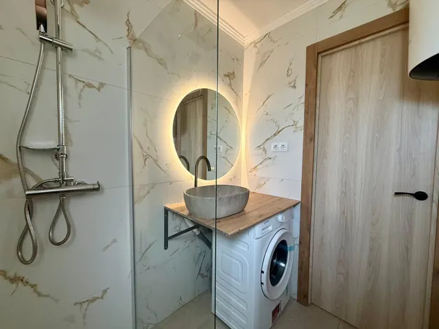 Ático 1 habitación 41m² en venta - Estacion de autobuses — 18
