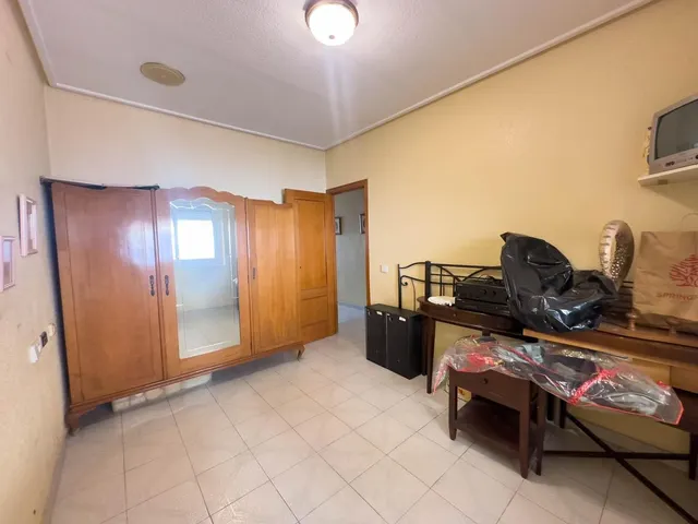 Casa con parcela ideal para edificar en Torrevieja — 10