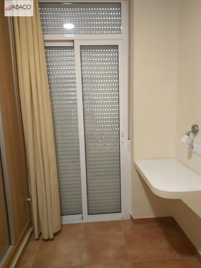 Amplio Edificio en el Corazón de Alicante - Oportunidad Única — 23