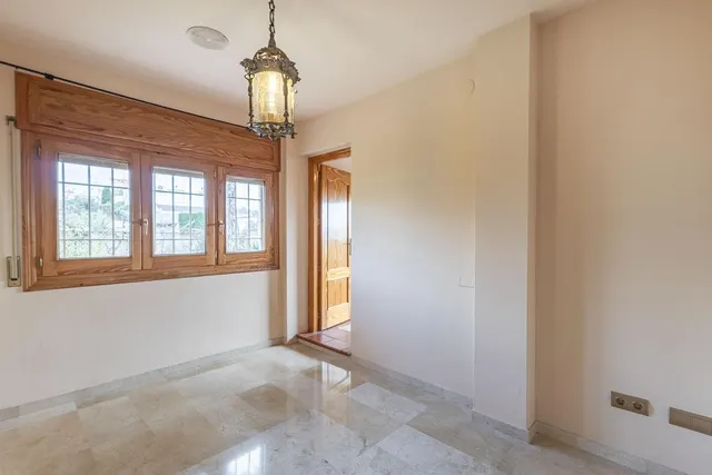 Espectacular casa independiente con piscina y grandes vistas en Monteluz (Peligros) — 44
