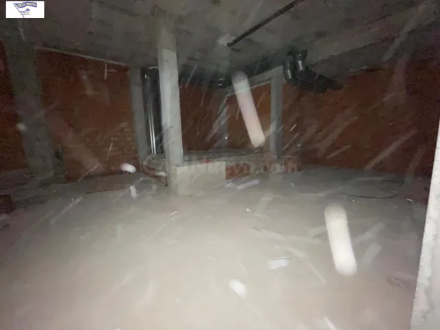 AMPLIO LOCAL COMERCIAL CON SALIDA DE HUMOS — 3
