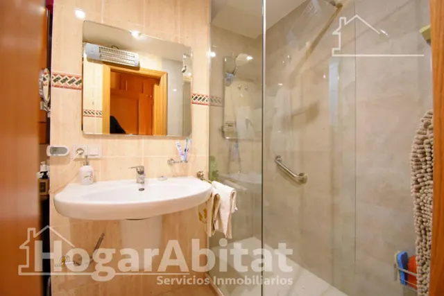 ¡impresionante! amplio con 4 dormitorios, terraza y garaje junto al puerto — 49