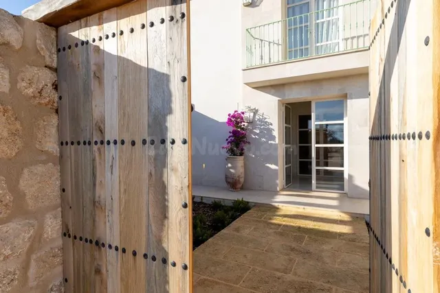 Preciosa villa de lujo con vistas - foto 4