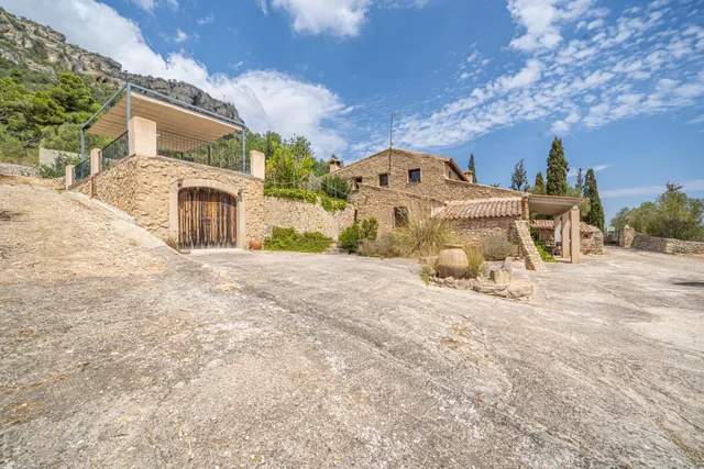 Finca Rustica junto a Puig de Randa — 38