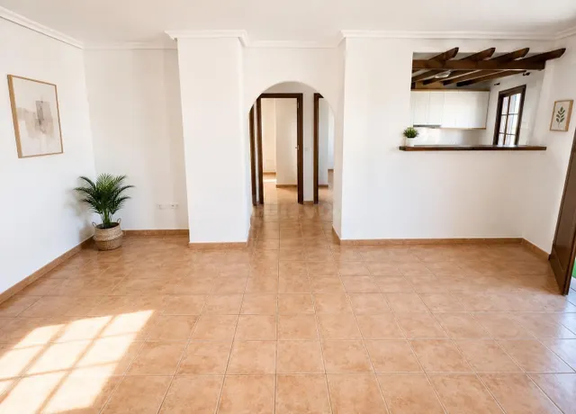 Preciosa planta baja en Señorio de Roda - foto 4