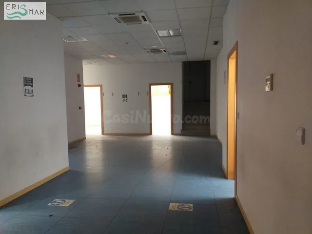 LOCAL COMERCIAL EN ALQUILER Y VENTA EN NAVALCARNERO — 4
