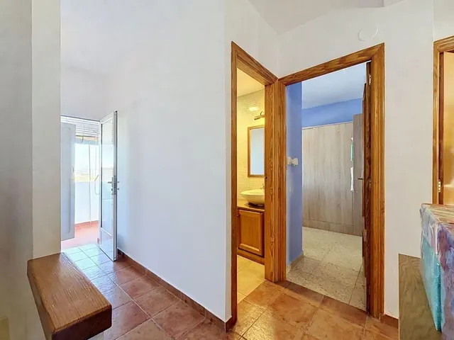 Despierta con el castillo de Xàtiva de frente: casa con terraza y azotea, lista para entrar a vivir — 11