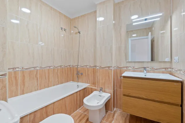 Amplio apartamento reformado en el corazón de Formentera del Segura — 15