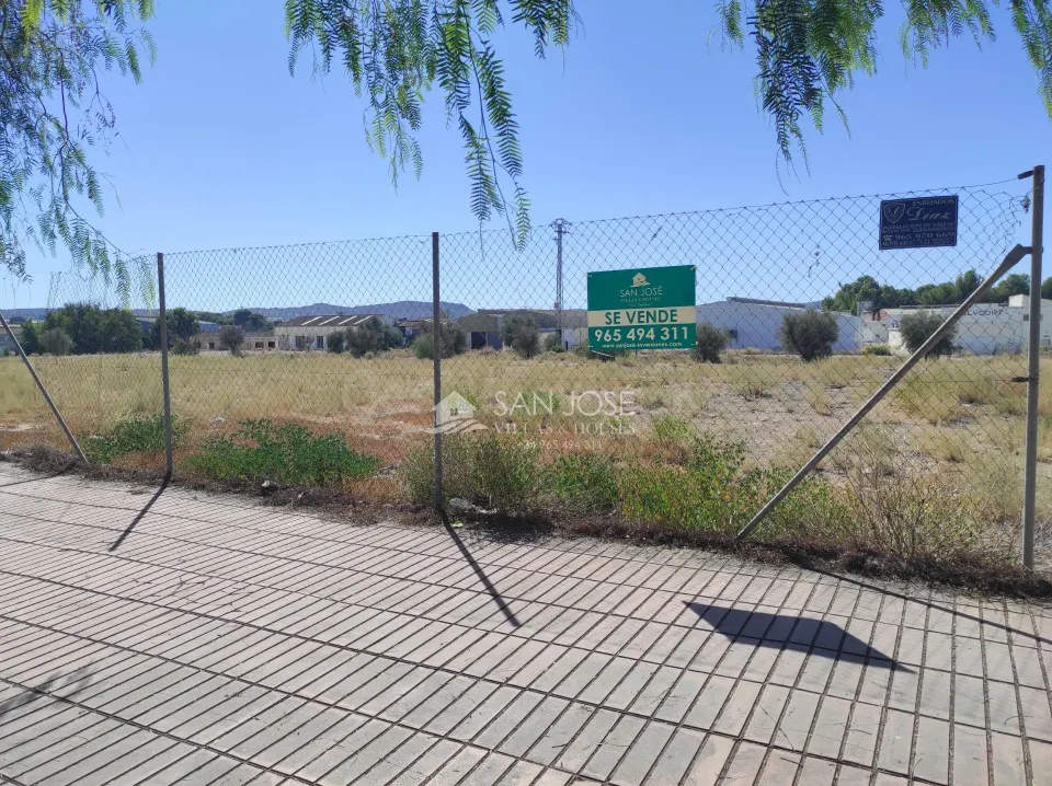 SE VENDE PARCELA SUELO URBANIZABLE EN MONFORTE DEL CID