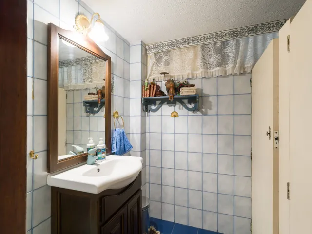 Chalet independiente junto a Paseo de Chil, con jardín, ascensor y vistas a la bahía — 41