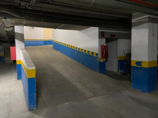 Garaje 31m² en venta - Costa Ballena - Largo norte — 13