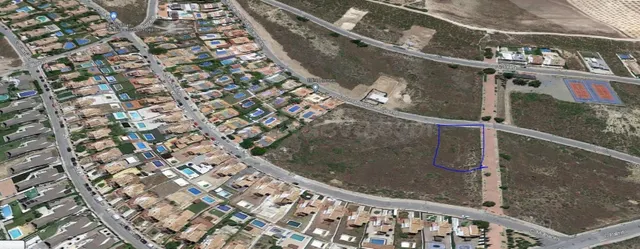 Terreno urbano en venta - CAÑADAS DEL PARQUE - foto 4