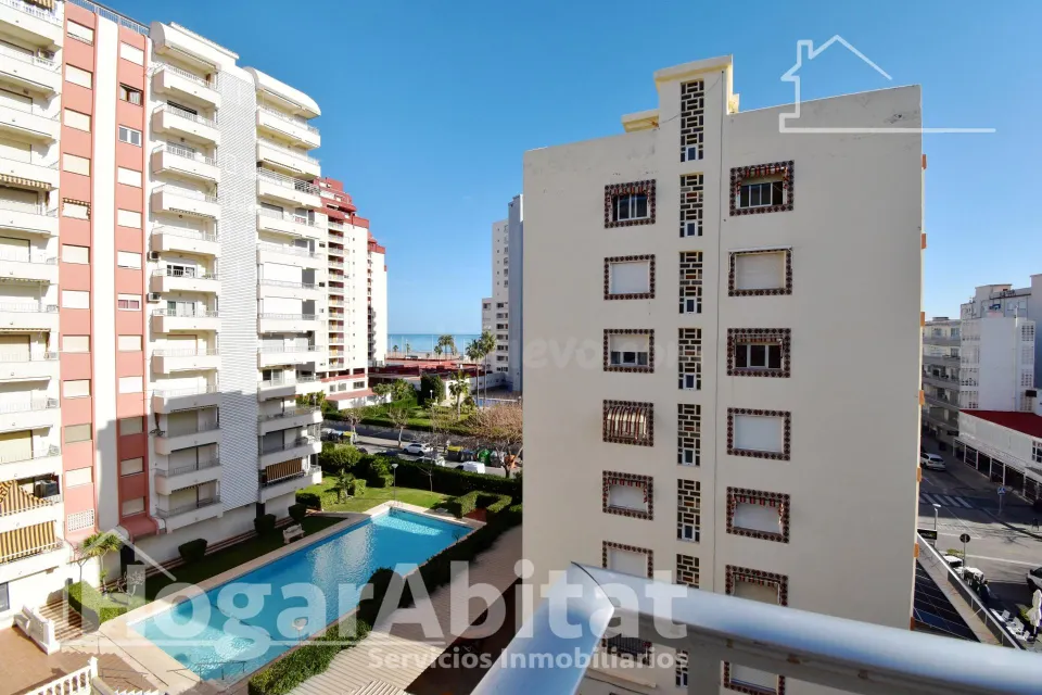 TODO EXTERIOR Y REFORMADO CON TERRAZA Y CON VISTAS AL MAR