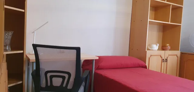 ALQUILER DE habitaciones  TEMPORALES  PARA ESTUDIANTES — 34