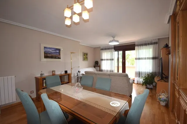 Vivienda de 4 dormitorios en una de las mejores zonas de rivas — 6