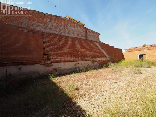 *¡OPORTUNIDAD! Solar en venta de 180 m2 junto a Calle Matade - foto 2