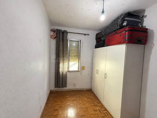 PISO DE CUATRO habitaciones CON TERRAZA EN VISTA ALEGRE — 4