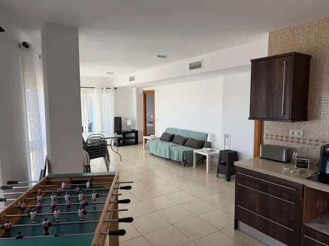 Encantador Piso con Vistas al Mar — 8
