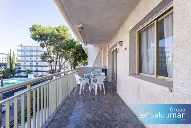 Piso de 2 habitaciones en venta en calle Priorat, Salou - foto 3