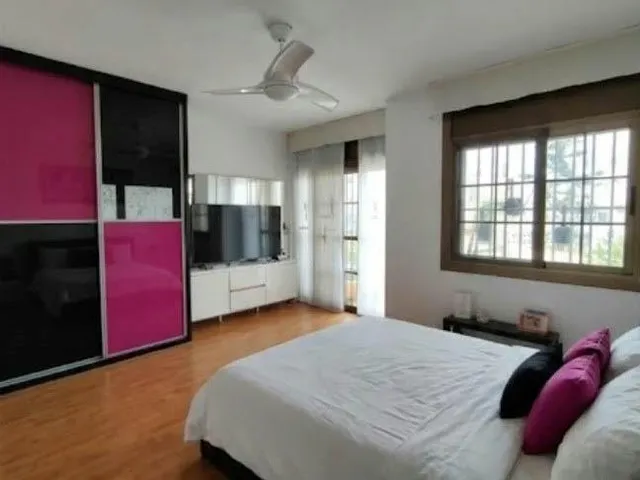 Casa adosada reformada de 4 habitaciones en cunidor, Cunit — 18