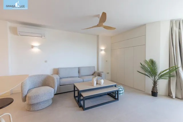 ¡exclusivo apartamento en primera linea de playa con reforma integral de alta gama! — 6