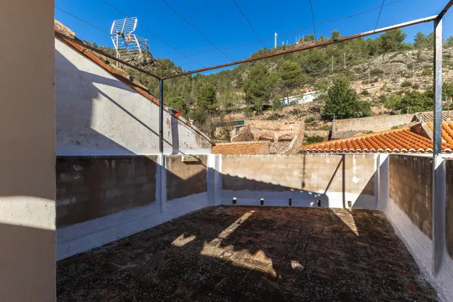 BONITA CASA DE PUEBLO EN LA VALL DE ALMONACID — 33
