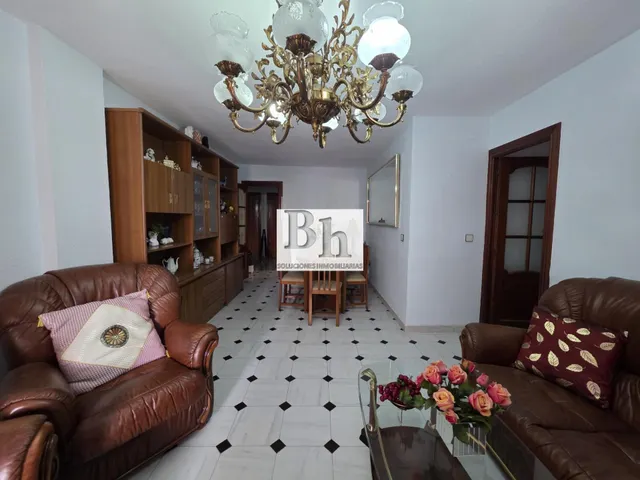 Inmobiliaria Blanhogar vende fantástico piso en La Paz. — 6