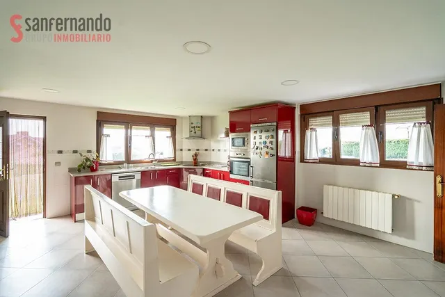 Chalet independiente en Soto de la Marina. Tu hogar muy cerca del mar. — 6