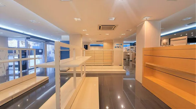 GRAN LOCAL DE 225 M2 EN ALQUILER — 6