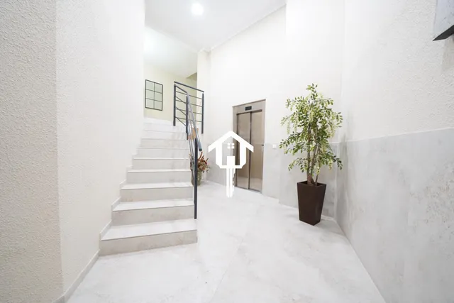 PISO DE 103 M2 CON GARAJE, TRASTERO Y BALCÓN EN PLENO CENTRO DE ALICANTE: 3ª PLANTA CON ASCENSOR — 38