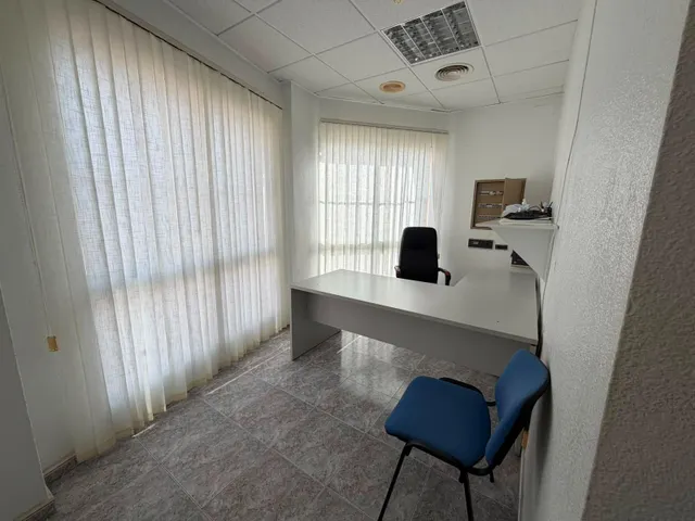 Amplio local comercial en venta en el centro de Mazarrón — 9
