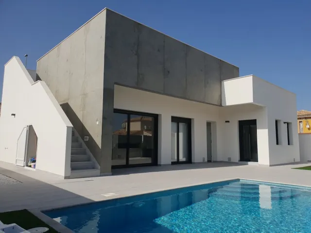 VILLAS DE OBRA NUEVA EN PINAR DE CAMPOVERDE — 24