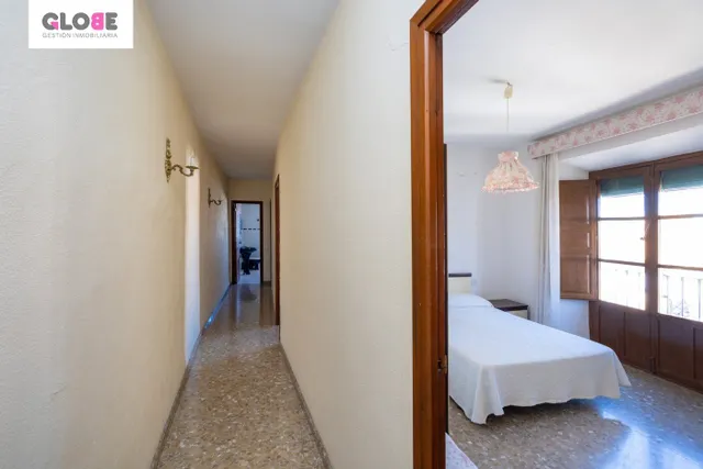 Espectacular edificio a 3 calles con vivienda y locales comerciales en pleno centro de Alhama — 28