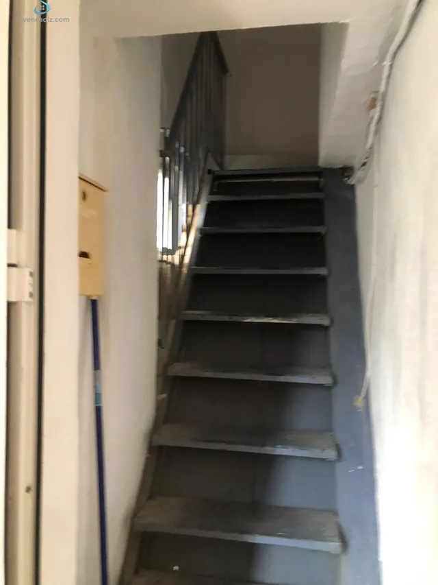 Local en venta con posibilidad de convertir a vivienda. — 7