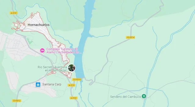 "Finca de Ensueño en Hornachuelos: Caza, Naturaleza y Confort" — 41