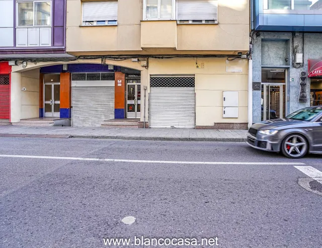 "Espacioso BAJO y SÓTANO  en el Centro de Carballo: ¡Tu Oportunidad de Negocio!" — 28