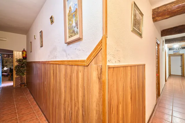 Edificio hotelero en venta en Calle Calleja — 14