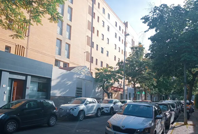 Plaza de garaje en calle Genaro Parladé — 6