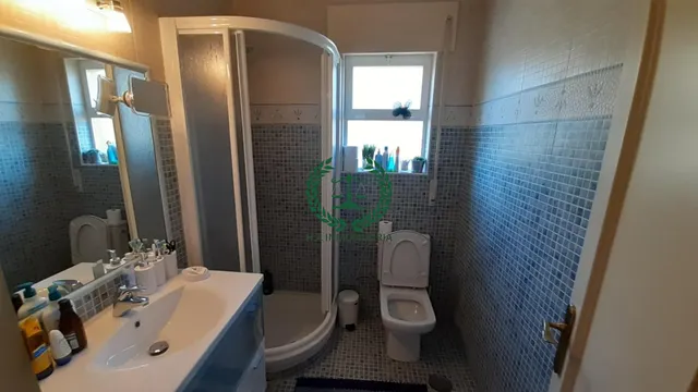 CHALET INDEPENDIENTE AMUEBLADO EN ALQUILER PEDREZUELA — 34