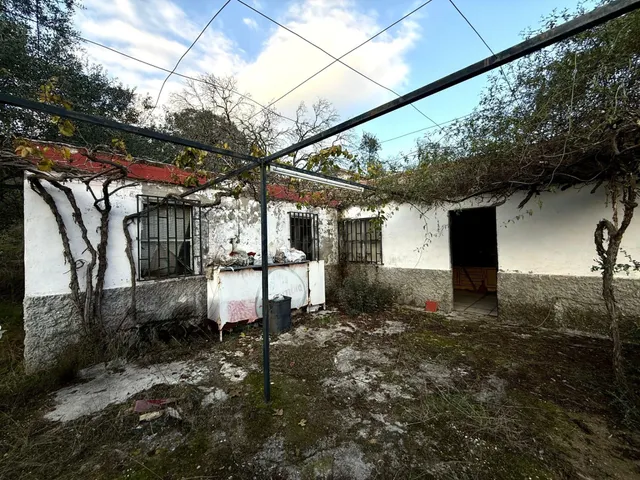 Parcela con edificación, Almodóvar del Río - Oportunidad Úni