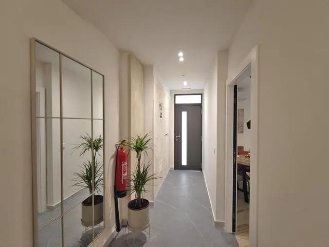 Edificio totalmente reformado en pleno centro de Granada — 7