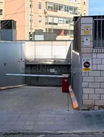 INMOBILIARIA VENDE PLAZA DE GARAJE EN PARKING DE SALESASIANO - foto 2