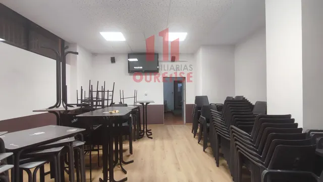 RESTAURANTE LISTO PARA COMENZAR LA ACTIVIDAD EN LA ZONA UNIVERSITARIA. — 24