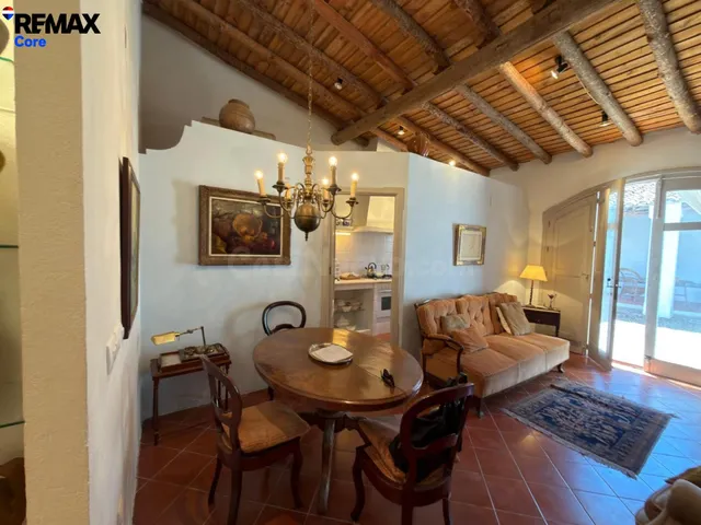 Casa con Encanto de 180 m2 con Patio y Gran Porche en el Centro de Puebla de la Calzada — 8